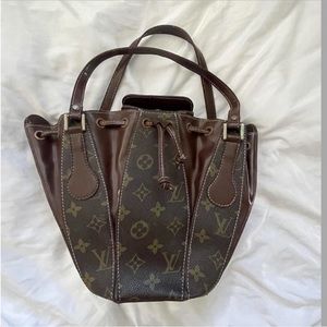 Louis Vuitton vintage bag!